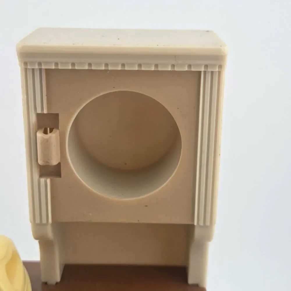 Fisher Price Loving Family Dollhouse Laundry Room Washer Dryer Iron (read)